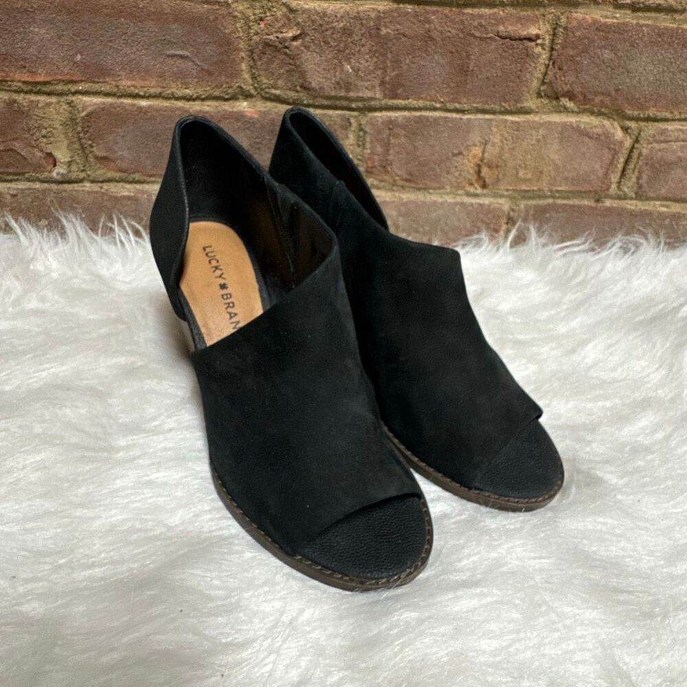 Lucky Brand Women’s Black Jaxy Open Toe Wedge Sandal Size 7.5